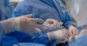 Read more about the article Nam sinh 15 tuổi đột quỵ trước bữa cơm chiều, cảnh báo nóng từ chuyên gia