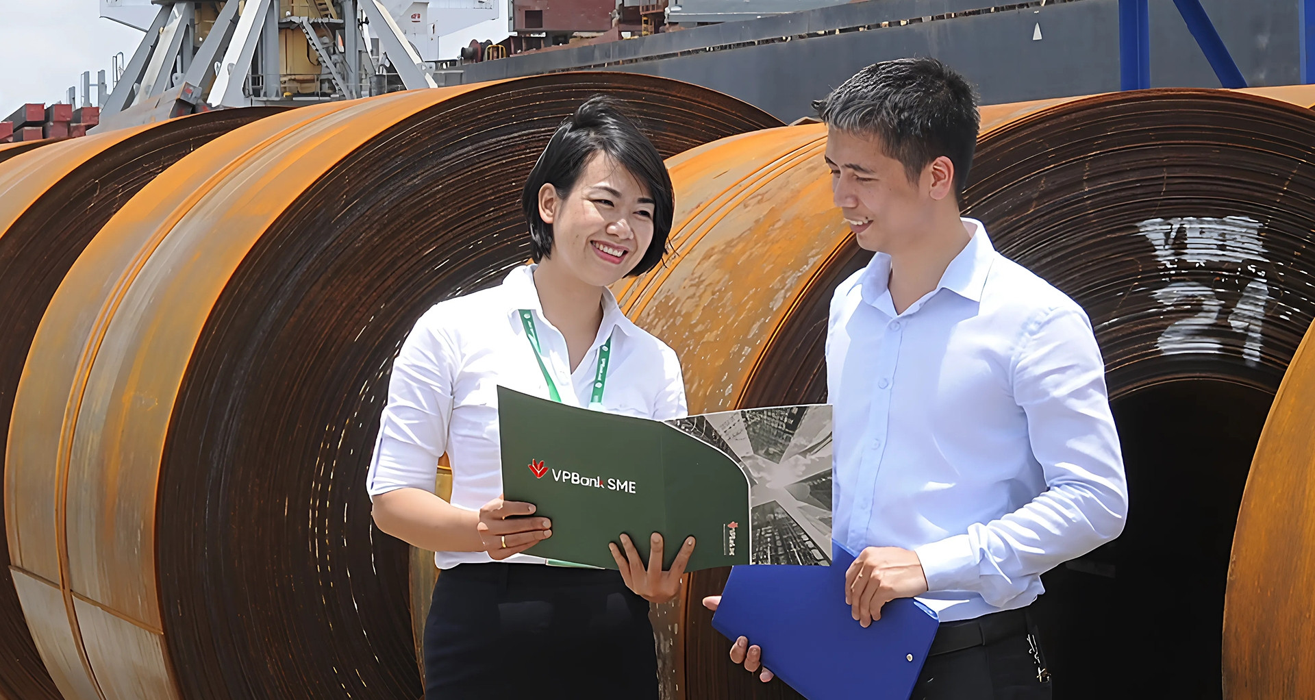 You are currently viewing Ngân hàng lên kịch bản ứng phó với chính sách thuế quan mới của Mỹ