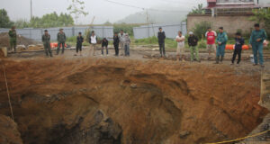 Read more about the article Nghiên cứu phương án khác để tìm kiếm nạn nhân rơi xuống ‘hố tử thần’ ở Bắc Kạn