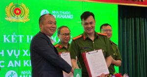 Read more about the article Người dân đã có thể lên ứng dụng VNeID mua thuốc chữa bệnh