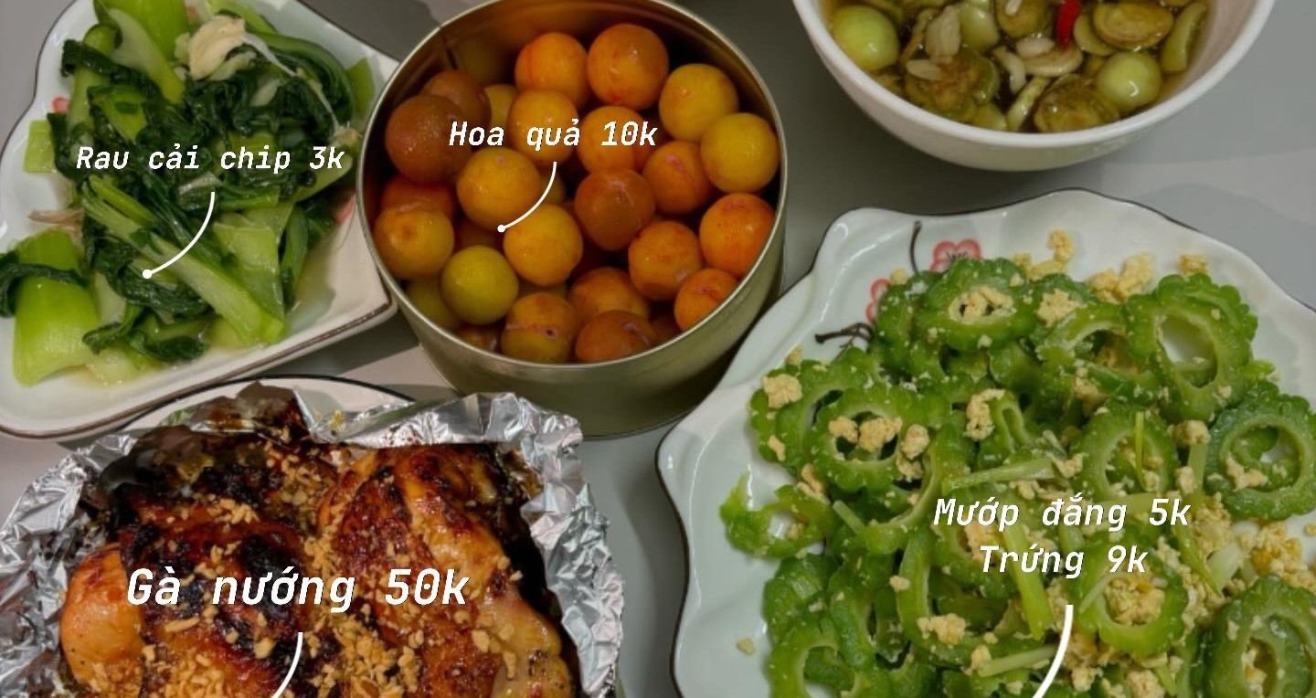 You are currently viewing Cô gái ở Hà Nội chia sẻ mâm cơm từ 4 món chỉ 18.000 đồng/người gây tranh cãi