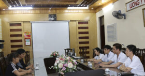 Read more about the article Người hành hung nhân viên y tế ở Nam Định được cho tại ngoại