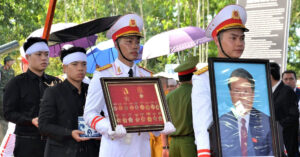 Read more about the article Nguyên Chủ tịch nước Trần Đức Lương về với đất mẹ