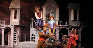 Read more about the article Nhạc kịch Không gia đình trên sân khấu Nhà hát Tuổi trẻ