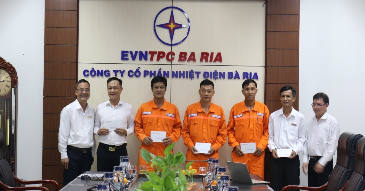 Read more about the article Nhiệt điện Bà Rịa gặp gỡ và thăm hỏi người lao động nhân tháng Công nhân 2025 