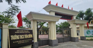 Read more about the article Nữ sinh ở Hải Phòng uống thuốc trừ sâu tự tử, gia đình nói do bị bạn bắt nạt