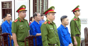 Read more about the article Ông Lưu Bình Nhưỡng được giảm 1 năm tù, ông Lê Thanh Vẫn giữ nguyên mức án