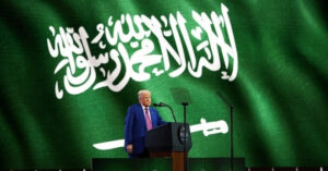 Read more about the article Ông Trump cảnh báo rắn Iran nếu từ chối ‘cành ô liu’ của Mỹ