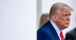 Read more about the article Ông Trump dừng đàm phán, chuẩn bị công bố mức thuế mới với các đối tác