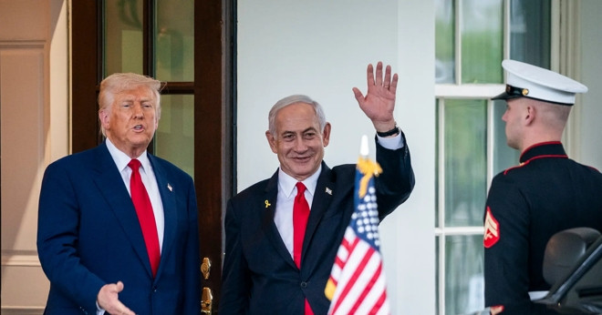Read more about the article Ông Trump yêu cầu Israel không tấn công quân sự Iran