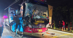 Read more about the article Quốc lộ 20 từ Đà Lạt về TPHCM ùn tắc nghiêm trọng vì tai nạn giao thông