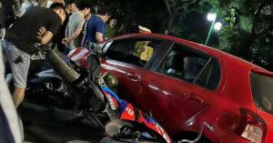 Read more about the article Tài xế ô tô tông liên hoàn 6 xe máy ở Hà Nội đối mặt những tội danh nào?