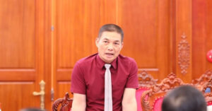 Read more about the article Từ tấm biển bảo hành đến những cú trượt thầu gây xôn xao