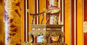 Read more about the article Thành lập Hội đồng quốc gia để phục hồi nguyên trạng ngai vàng triều Nguyễn