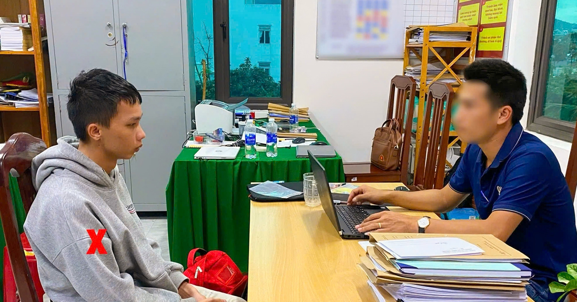 You are currently viewing Thanh niên dụ cho iPhone, ép nữ sinh dưới 16 tuổi quay video nhạy cảm