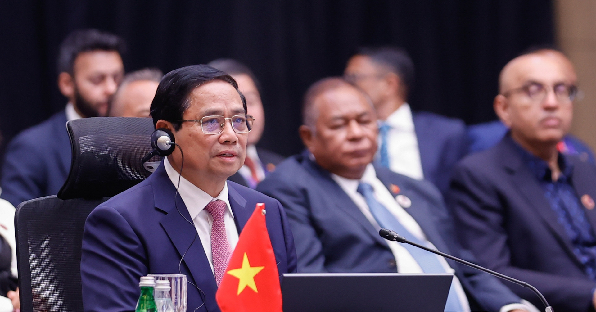 Read more about the article ASEAN phát huy mạnh mẽ ‘5 hơn’ với ba trọng tâm hợp tác