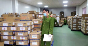 Read more about the article Đẩy nhanh tiến độ điều tra, truy tố các vụ án sữa giả, thuốc giả