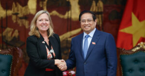 Read more about the article Thủ tướng đề nghị Ngân hàng thế giới hỗ trợ vốn dự án đường sắt cao tốc Bắc-Nam