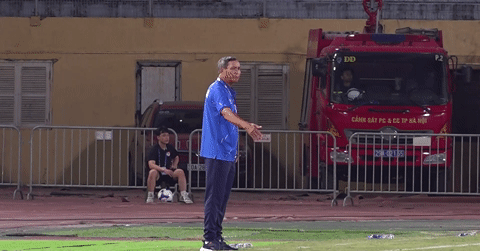 You are currently viewing Thua đậm Werder Bremen, HLV Mai Đức Chung chỉ thẳng lý do