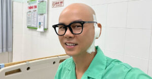 Read more about the article Tình trạng đáng lo của ca sĩ Phan Đinh Tùng sau tai nạn