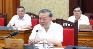 Read more about the article Cứ giữ tư duy cũ, phân cấp nửa vời sẽ rất khó làm việc