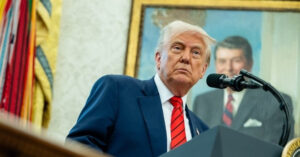 Read more about the article Tổng thống Trump tuyên bố Ấn Độ