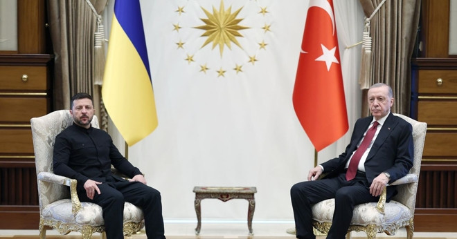 You are currently viewing Tổng thống Zelensky tiết lộ thông tin đầu tiên về hòa đàm Nga – Ukraine 