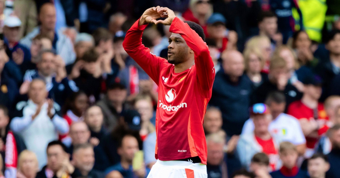 Read more about the article Kết quả bóng đá MU 2-0 Aston Villa, vòng 38 Ngoại hạng Anh