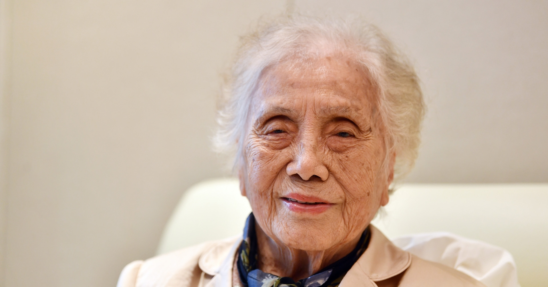 You are currently viewing Tuổi 98 của nguyên Phó Chủ tịch nước Nguyễn Thị Bình