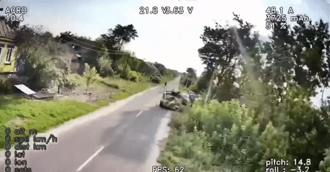 You are currently viewing UAV cáp quang Nga lộ ‘tử huyệt’, Ukraine ‘bắt bài’ để phản đòn