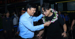 Read more about the article Vị khách đầu tiên đi tàu hỏa từ Trung Quốc tới Việt Nam sau 5 năm