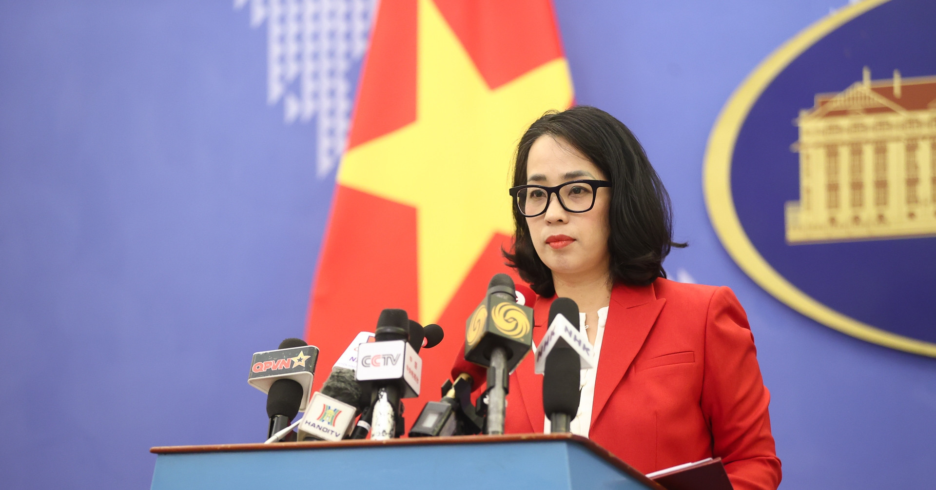 Read more about the article Việt Nam bình luận về thông tin Mỹ tạm dừng cấp visa du học