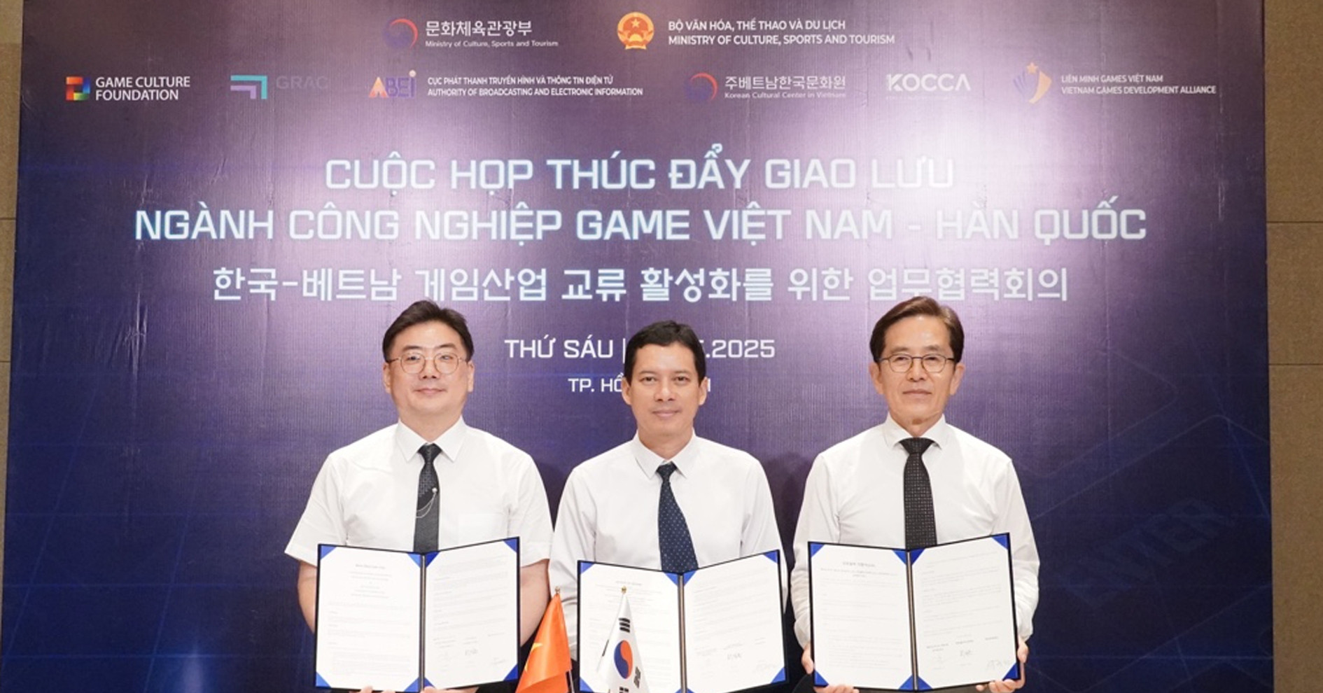 You are currently viewing Việt Nam -Hàn Quốc ký hợp tác phát triển ngành công nghiệp game