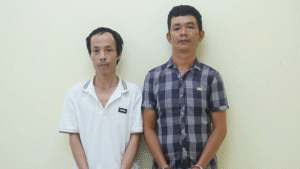 Read more about the article Bắt 2 đối tượng đăng thông tin xuyên tạc, sai sự thật về nguyên GĐ Công an TPHCM