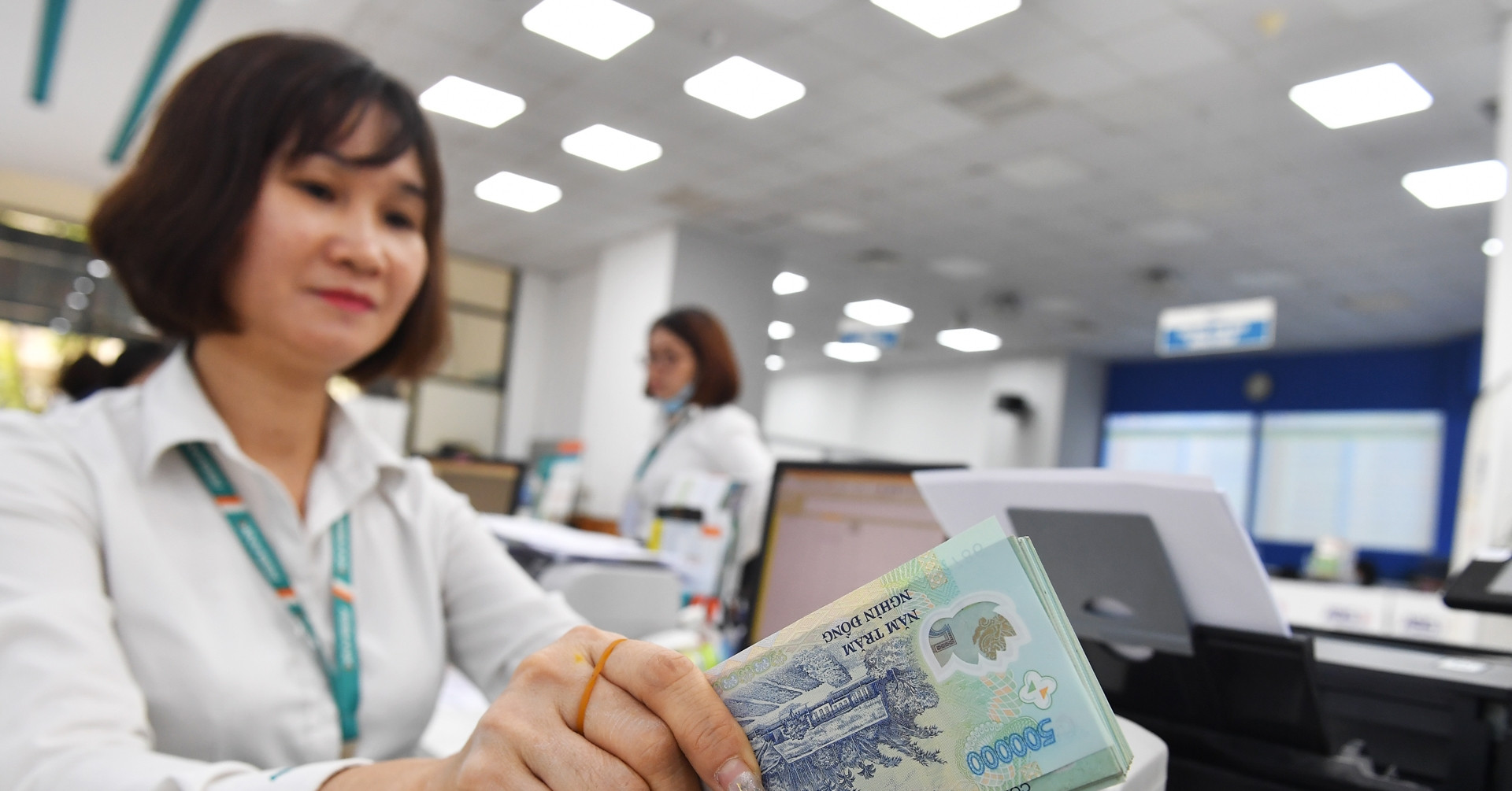 Read more about the article Lãi suất ngân hàng duy trì ổn định
