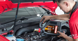 Read more about the article 3 lý do nên thay dầu nhớt ô tô khi máy còn nóng