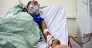 Read more about the article Chuyên gia chỉ ra 5 thói quen của người trẻ khiến ‘thận chạy mất’