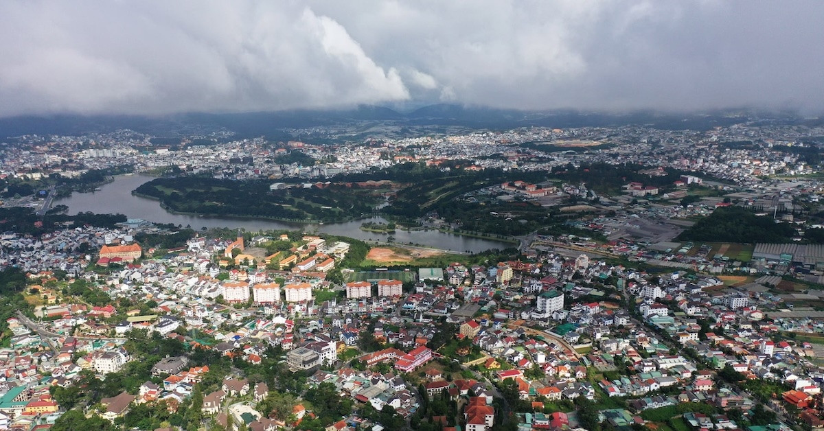 You are currently viewing Thủ tướng chỉ đạo ban hành nghị định phân cấp, phân quyền trước 12/6