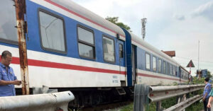 Read more about the article Bản tin cuối ngày 14/6: Người phụ nữ bị tàu hỏa đâm tử vong gần ga Văn Điển