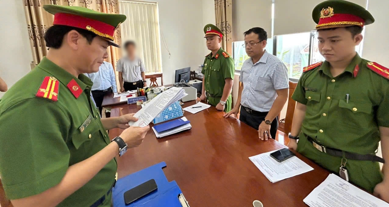 Read more about the article Bắt tạm giam 2 cán bộ ở thành phố Tam Kỳ
