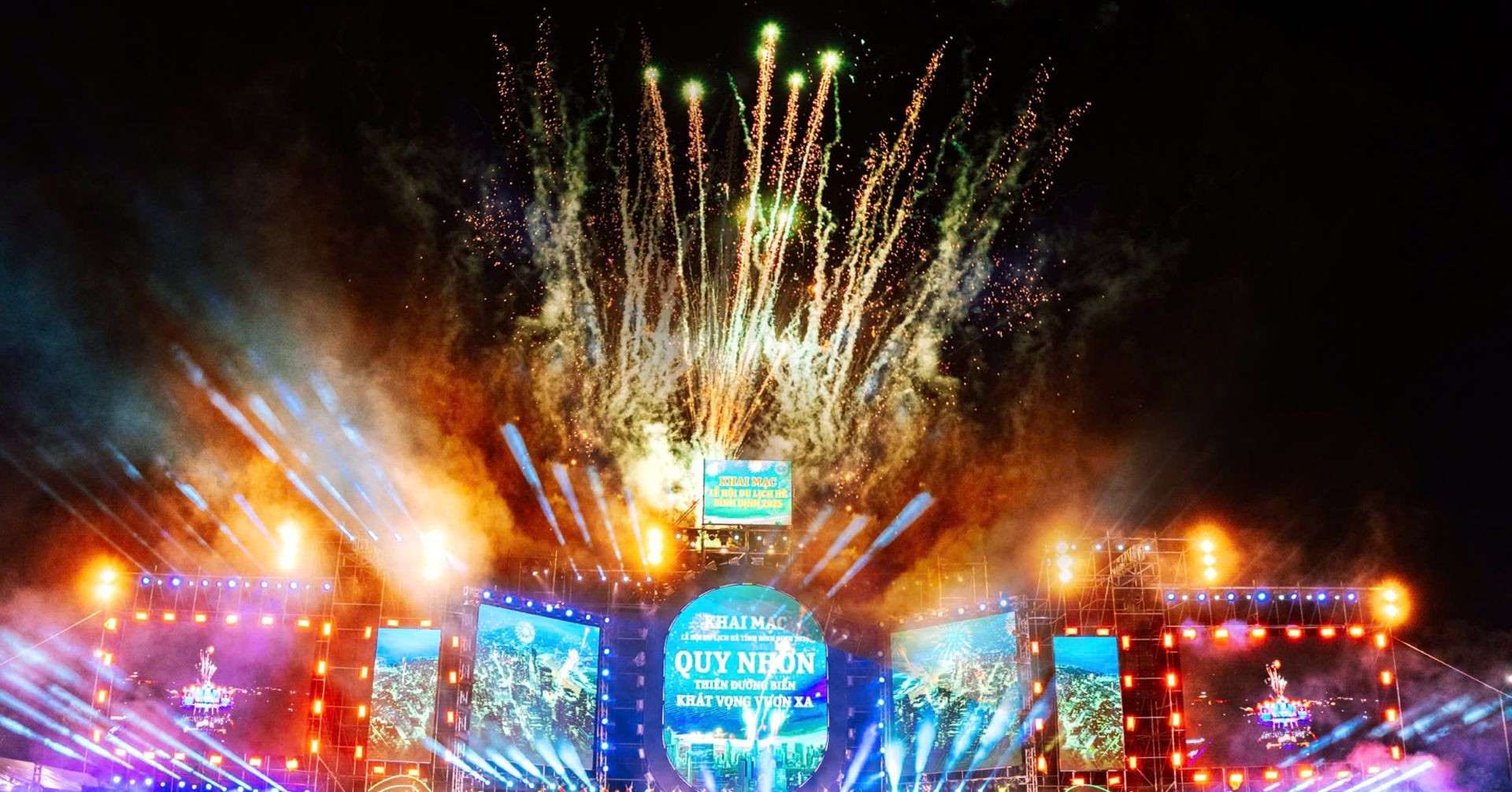 You are currently viewing Bình Định khai hội du lịch hè, mở màn mùa lễ hội sôi động