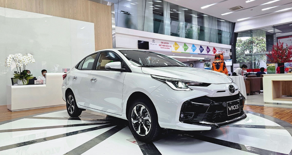 Read more about the article Các mẫu sedan phổ thông tiếp tục giảm giá ‘kịch sàn’ trong tháng 6