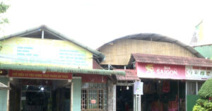 Read more about the article Chủ quán cơm ‘tố’ cán bộ 2 xã nợ 170 triệu tiền tiếp khách suốt 9 năm