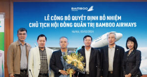 Read more about the article Chủ tịch Bamboo Airways Phan Đình Tuệ xin từ nhiệm