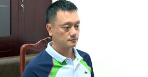 Read more about the article Clip Công an tỉnh Thanh Hoá khám nhà trùm giang hồ Vi ‘ngộ’