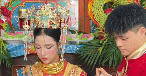Read more about the article Cô dâu Cà Mau nhận quà cưới 20 tỷ đồng, gây tranh cãi vì một chi tiết