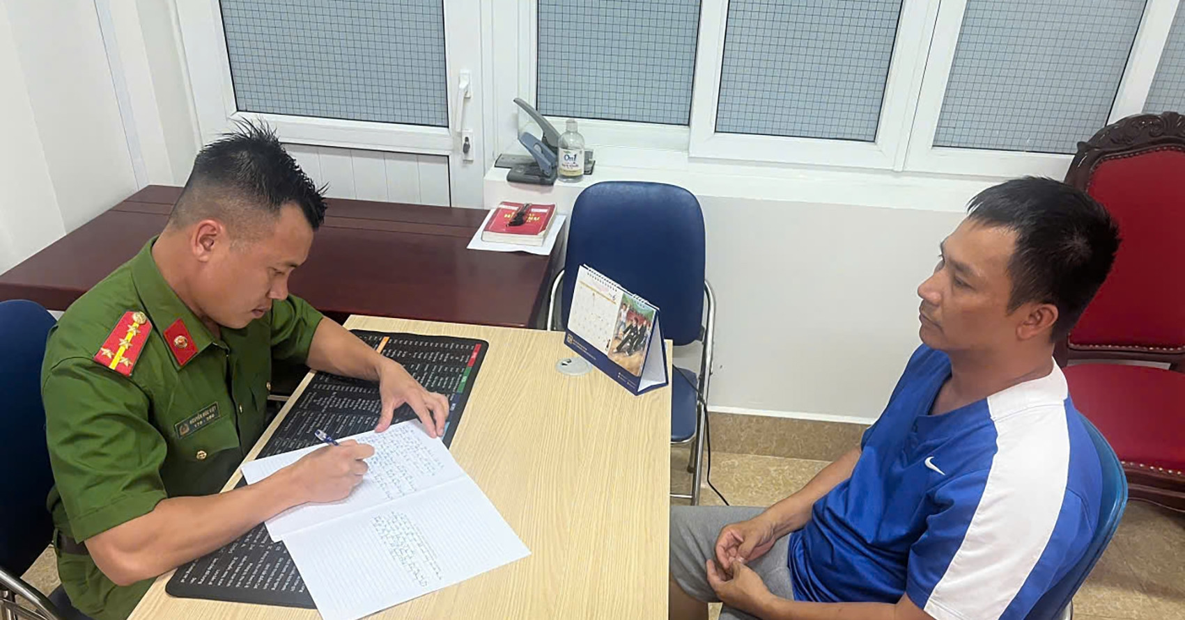 You are currently viewing Đang làm nhiệm vụ, nữ công nhân đường sắt bị ô tô tông tử vong tại chỗ