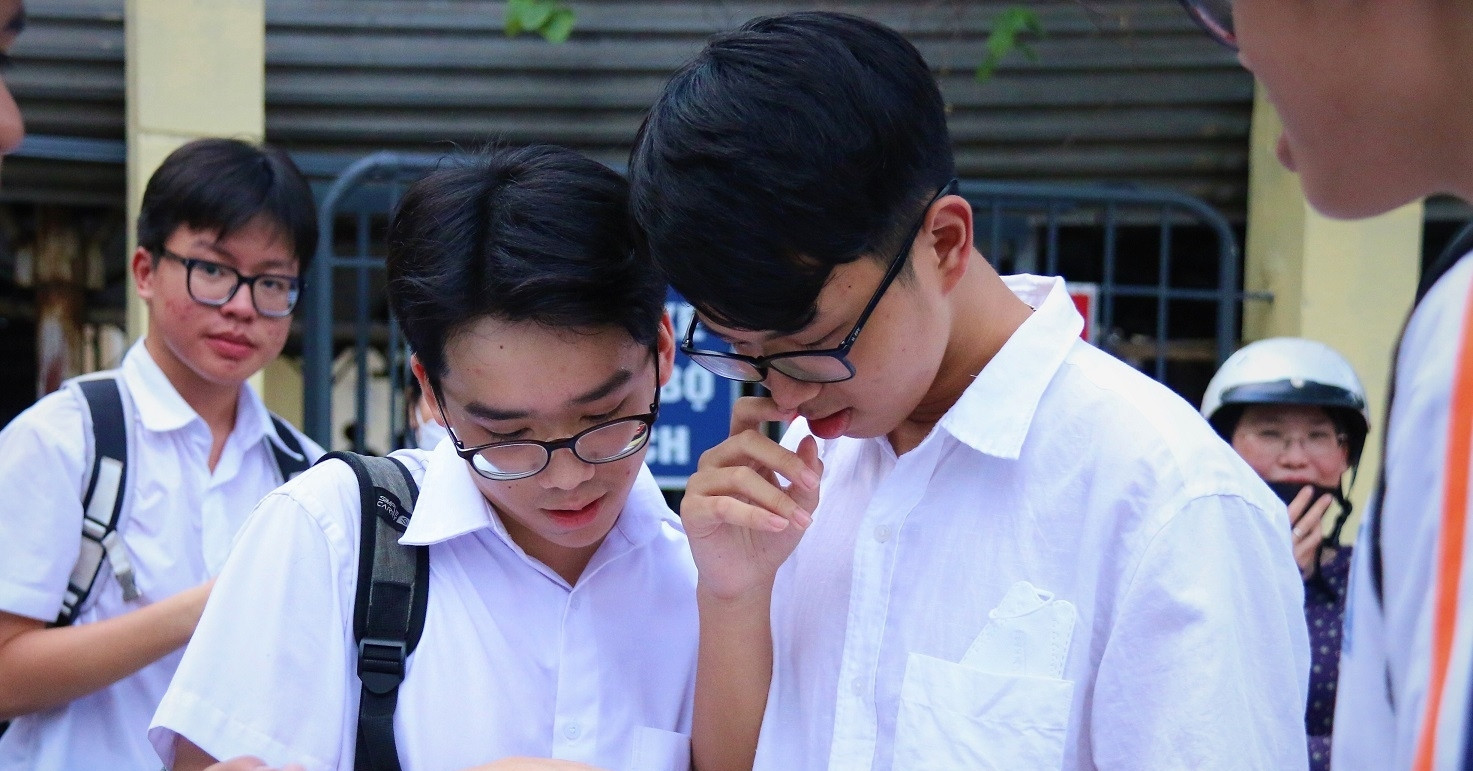 Read more about the article Đề thi chính thức môn Ngữ văn vào lớp 10 tỉnh Bắc Giang năm 2025