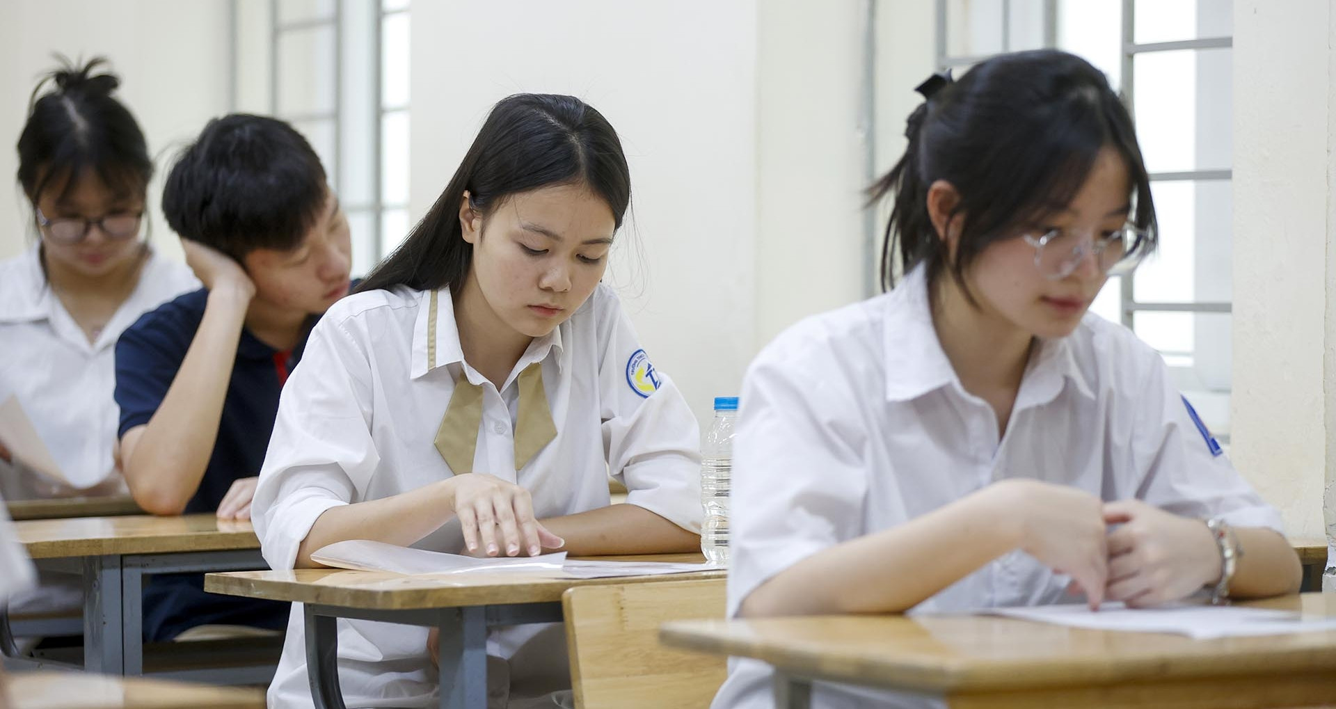 Read more about the article Đề thi môn Văn vào lớp 10 tỉnh Hà Nam năm 2025 chính thức