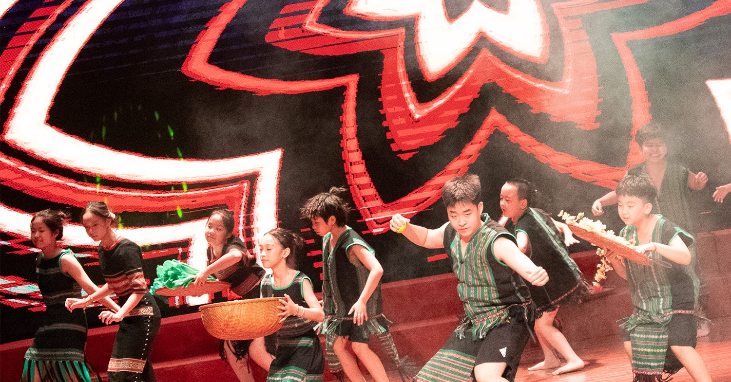 You are currently viewing Đêm nghệ thuật dệt nên những giấc mơ của những người trẻ